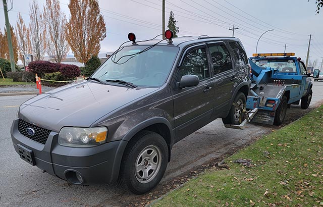 best scrap car removal of Ford Escape XLT