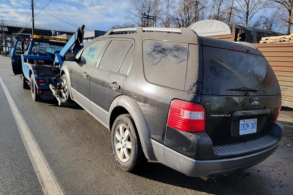 Vancouver Scrap Car Removal of 2005 Ford SUV